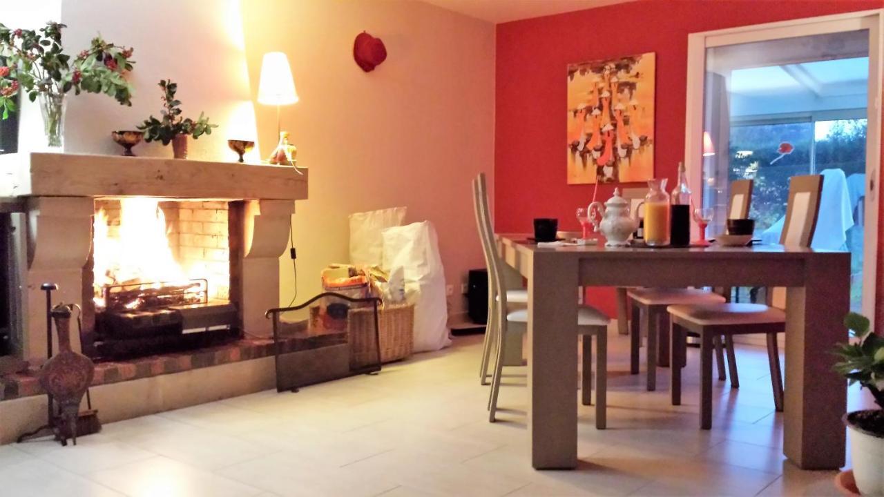 3 chambres privées dans un jardin d'hiver, garage voiture, vélos, motos Tourville-sur-Arques Extérieur photo